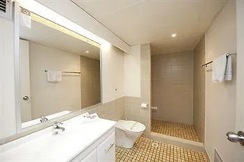 Gladstone Reef Hotel Motel 4*,