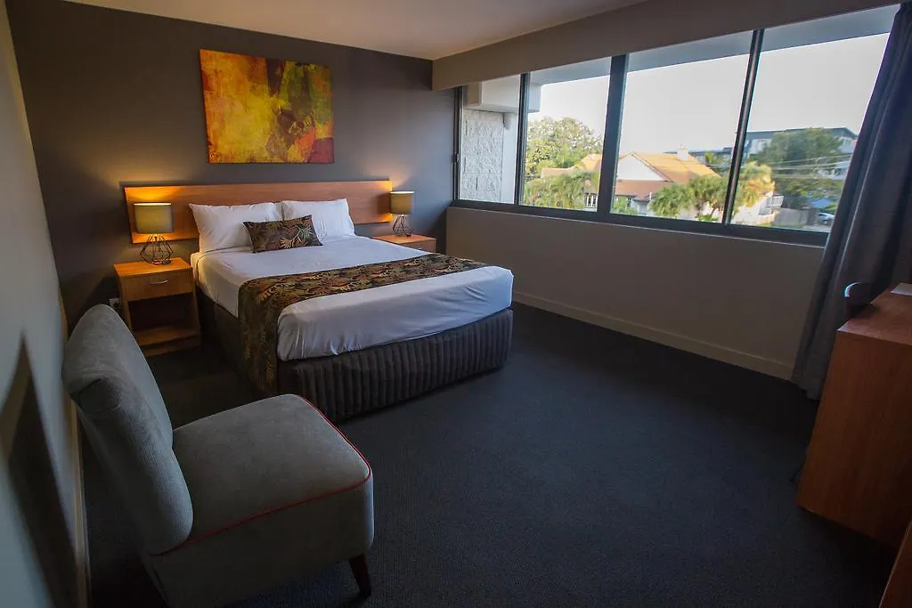 Gladstone Reef Hotel Motel