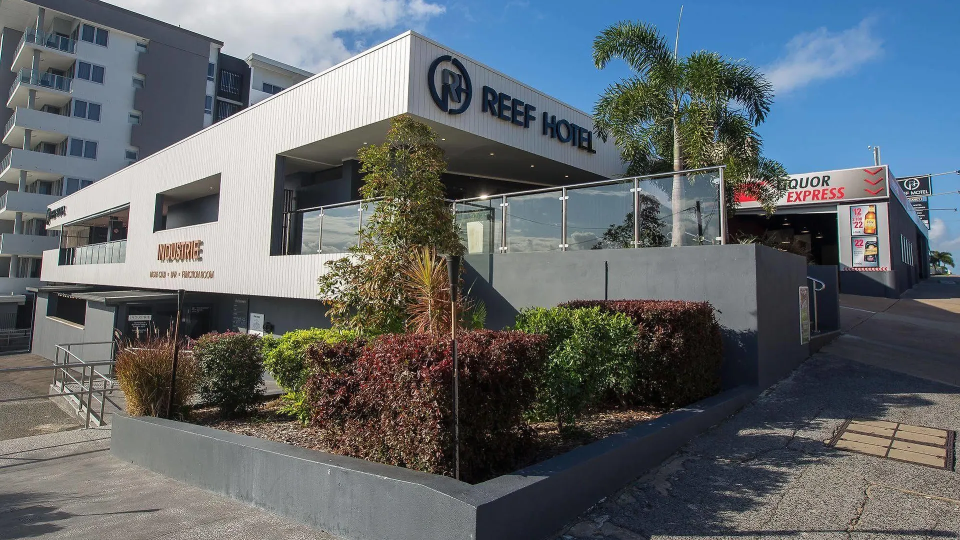 Gladstone Reef Hotel Motel