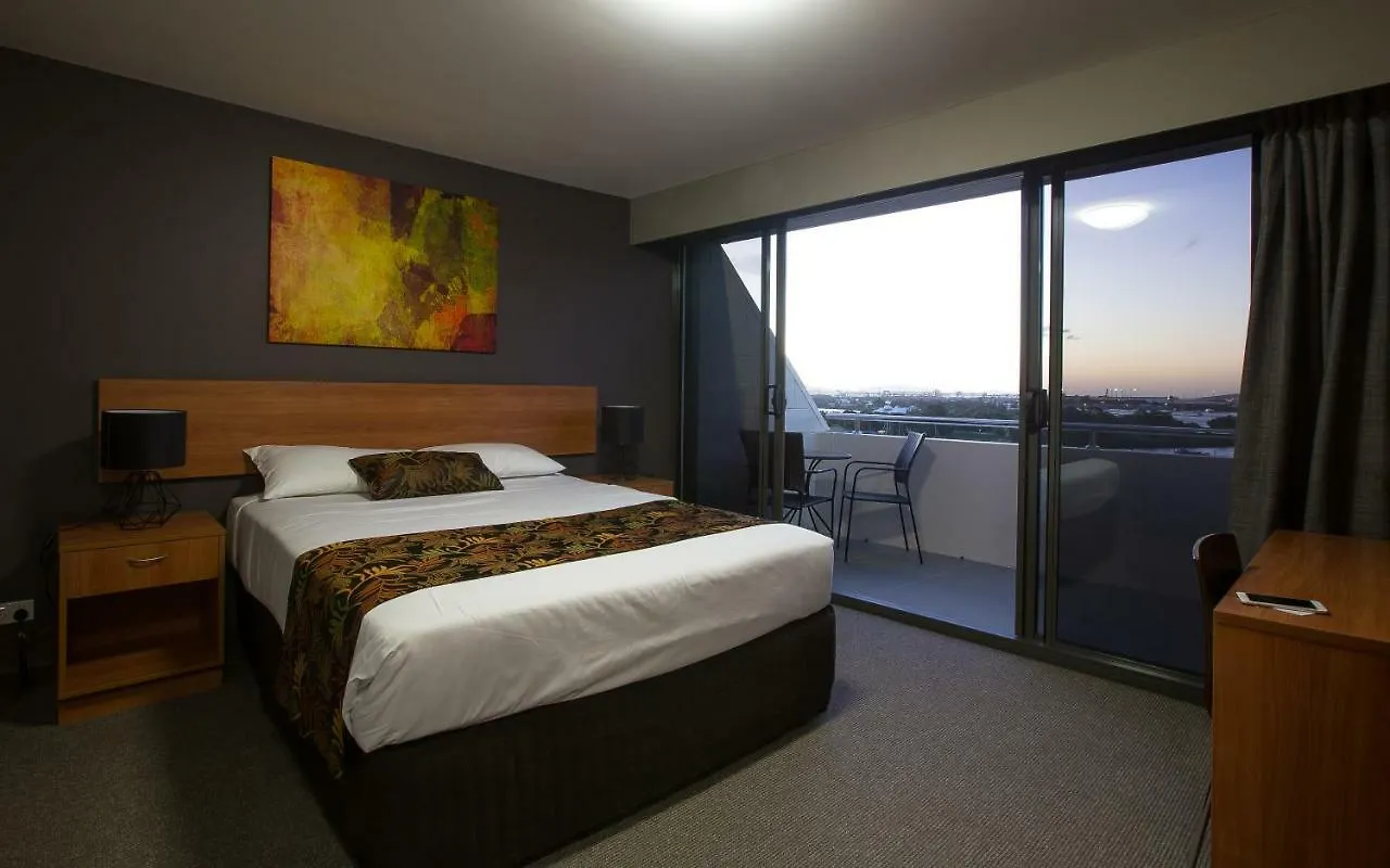 Gladstone Reef Hotel Motel