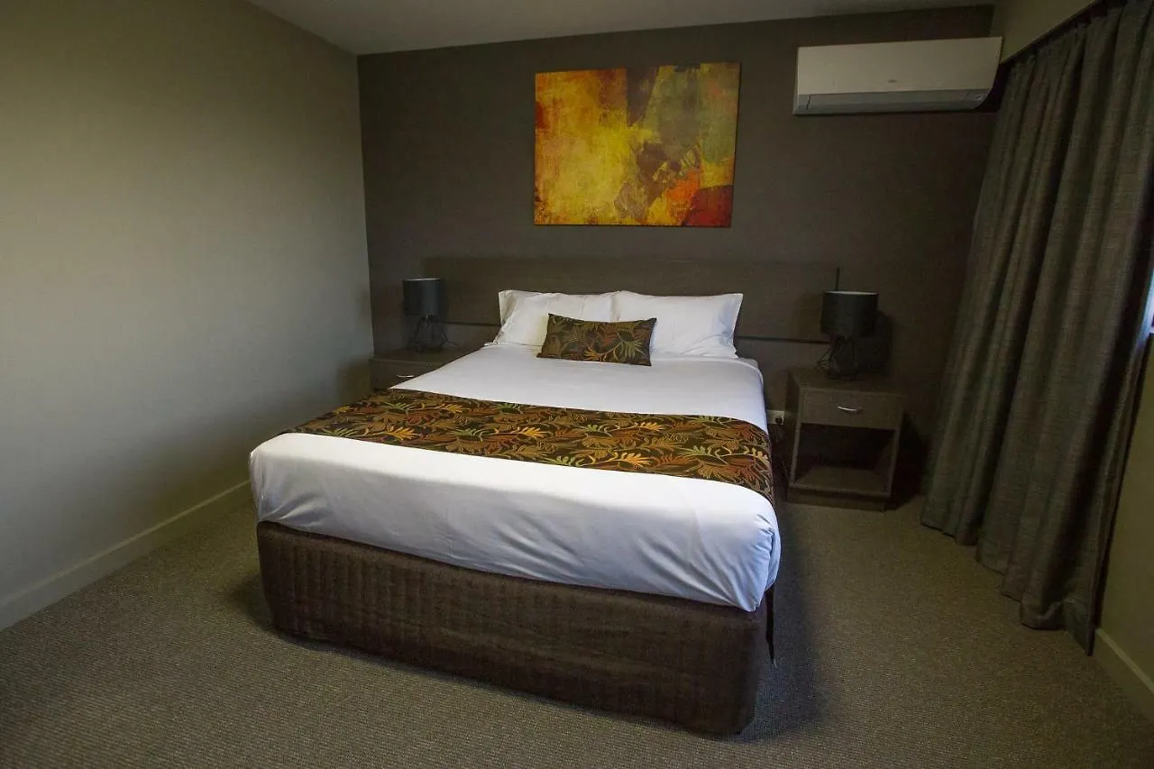 Gladstone Reef Hotel Motel